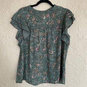 DR2 flutter sleeve floral print shirt, Sz L.